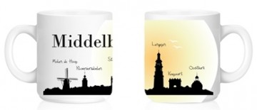 Mok met de skyline van middelburg